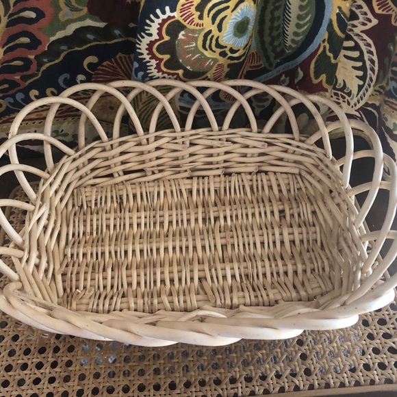 Natural Whicker Basket - Picture 11 of 12